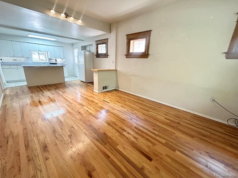 1320 Saint Paul St, Denver, CO 80206