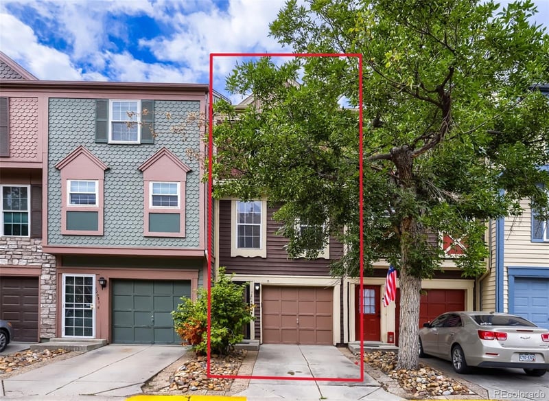 12041 E Ford Cir, Aurora, CO 80012