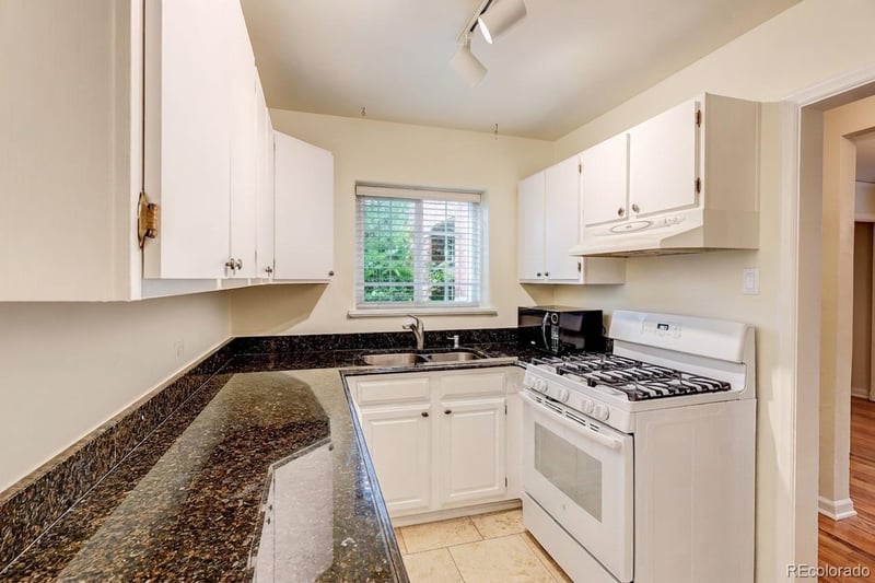 949 N Emerson St #8, Denver, CO 80218