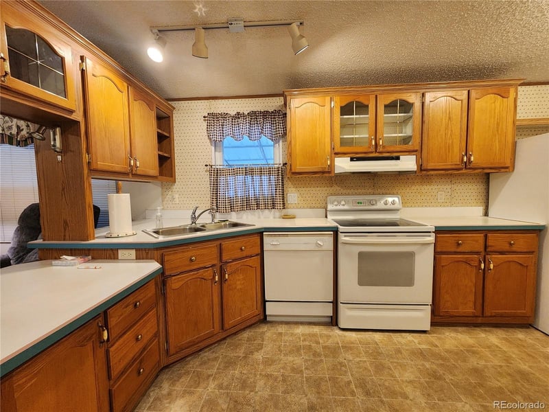 831 17th Ave Lot 34, Longmont, CO 80501