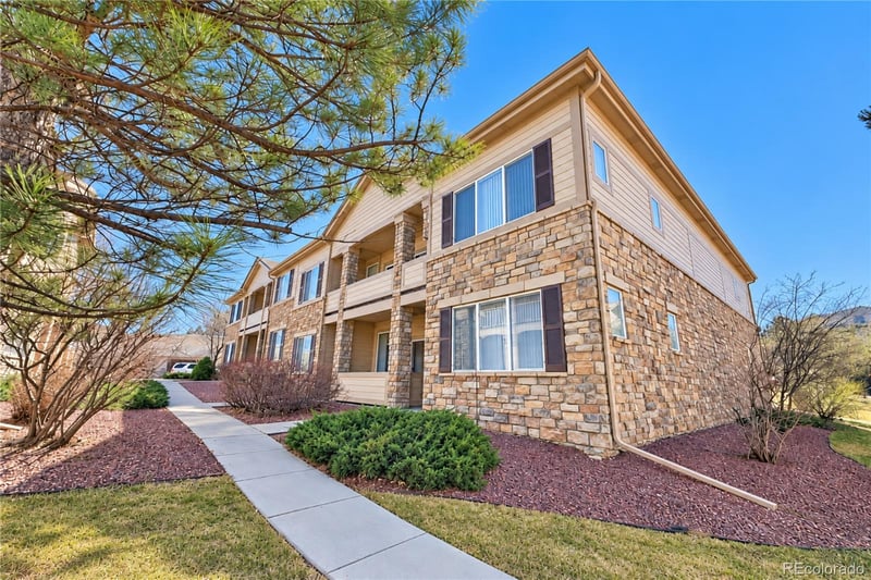 7170 S Wenatchee Way #F, Aurora, CO 80016