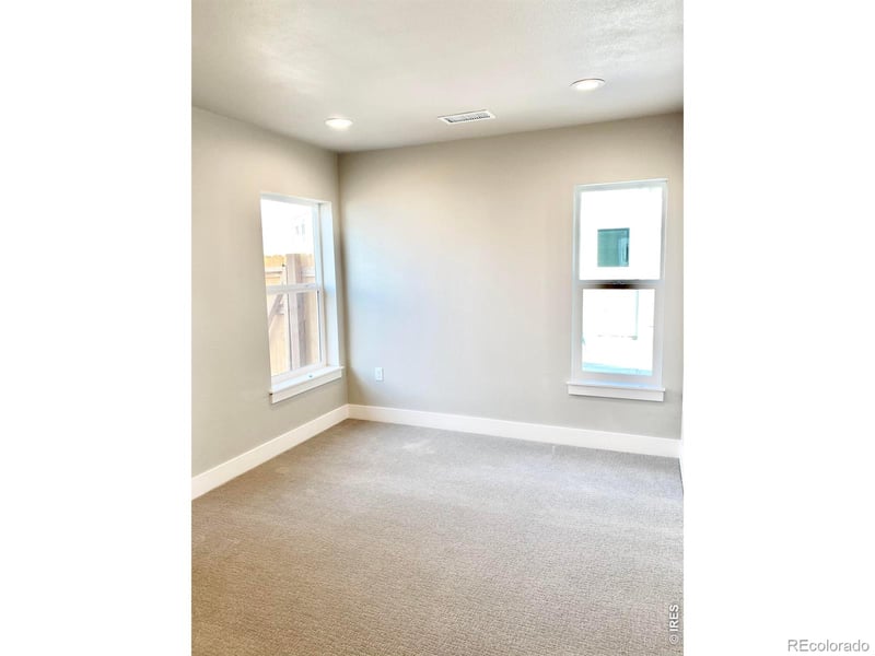 614 Lesser Dr, Fort Collins, CO 80524