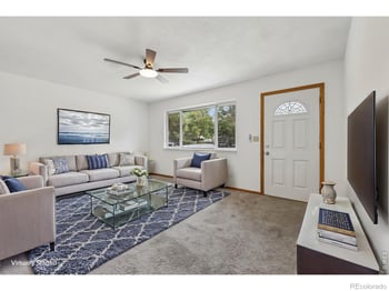 906 Foothills Ct, Windsor, CO 80550