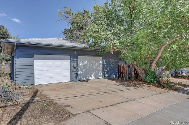 901 Garfield Ave, Louisville, CO 80027