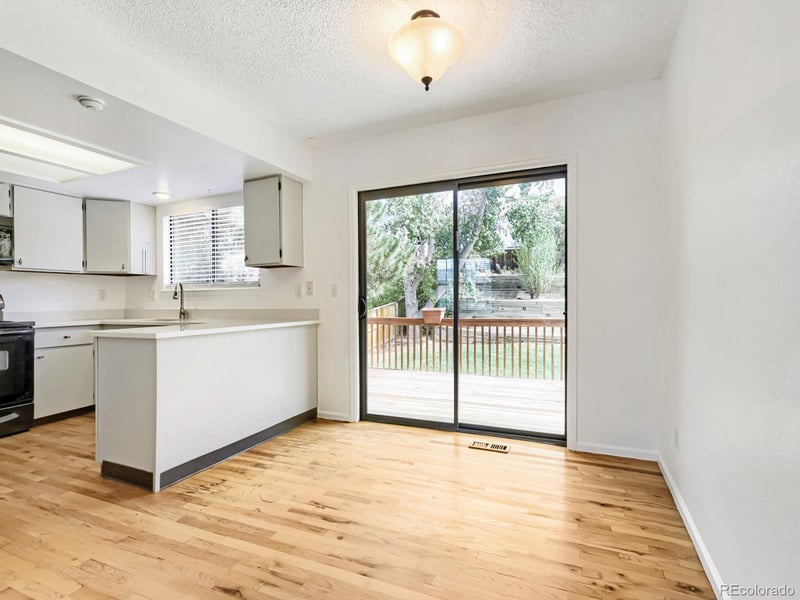 9038 Woodland Dr, Highlands Ranch, CO 80126