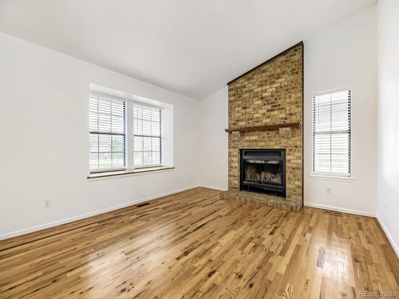 9038 Woodland Dr, Highlands Ranch, CO 80126