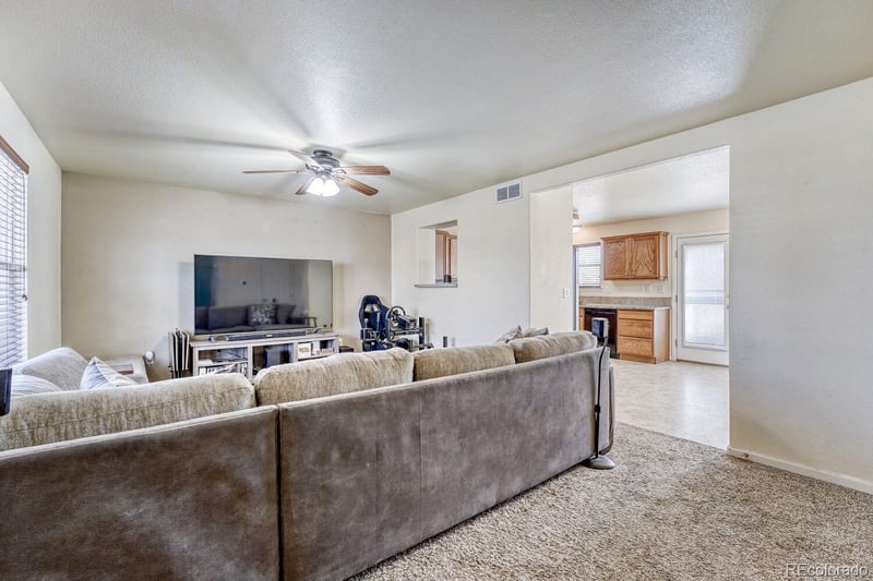2152 Asoka St, Strasburg, CO 80136