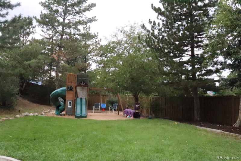 8401 Timberwood St, Highlands Ranch, CO 80126