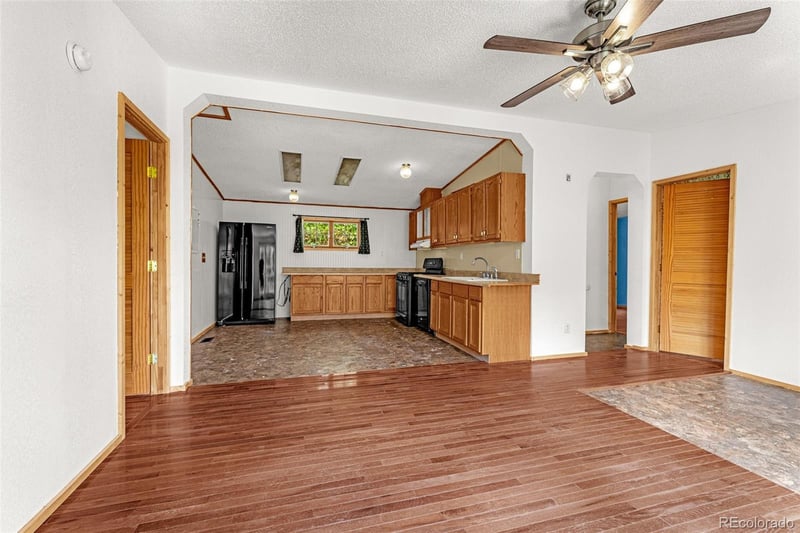 22 Silver Trl, Florissant, CO 80816
