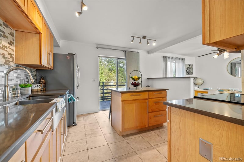1836 S Evanston St, Aurora, CO 80012