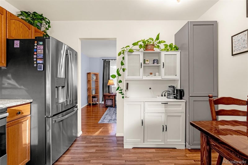 1102 Holmes Dr, Colorado Springs, CO 80909
