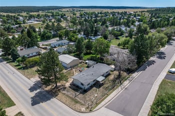 396 W Elm St, Elizabeth, CO 80107