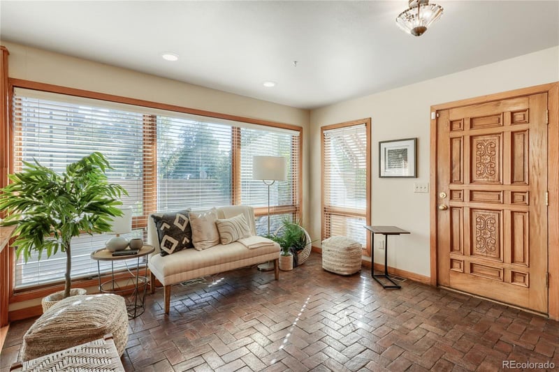 1490 S Elizabeth St, Denver, CO 80210