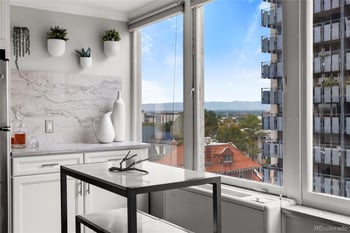 789 N Clarkson St #605, Denver, CO 80218
