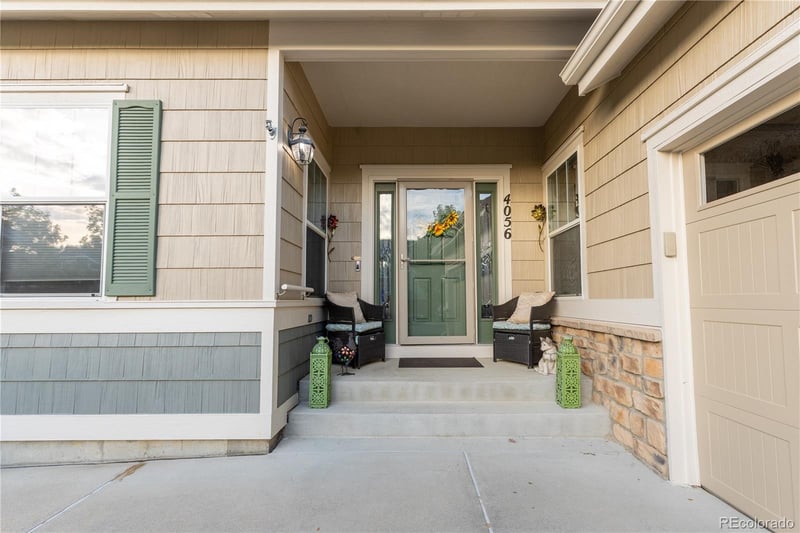 4056 S Liverpool Way, Aurora, CO 80013