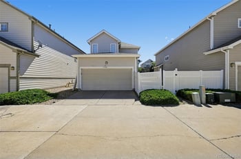 17183 E Wyoming Dr, Aurora, CO 80017
