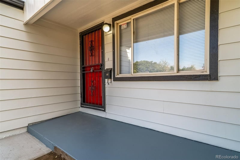 1350 Ironton St, Aurora, CO 80010