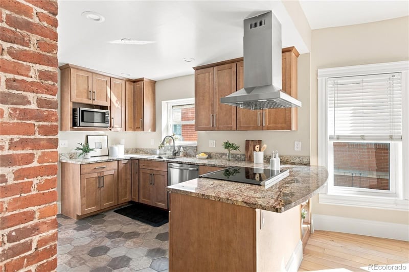 1462 S Grant St, Denver, CO 80210