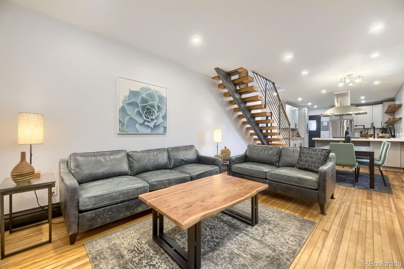 5699 W 10th Ave, Lakewood, CO 80214