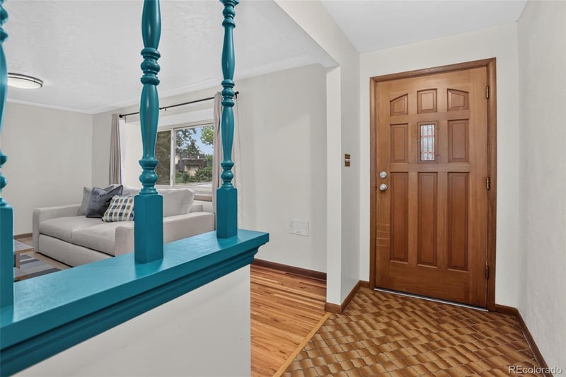 336 Oakland St, Aurora, CO 80010
