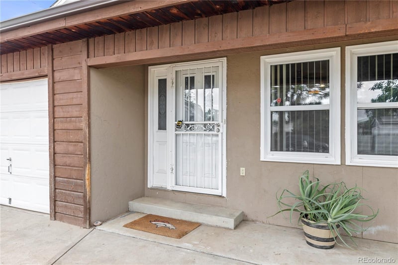 7140 E 69th Ave, Commerce City, CO 80022