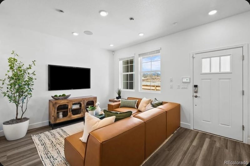 17211 W 91st Ln, Arvada, CO 80007