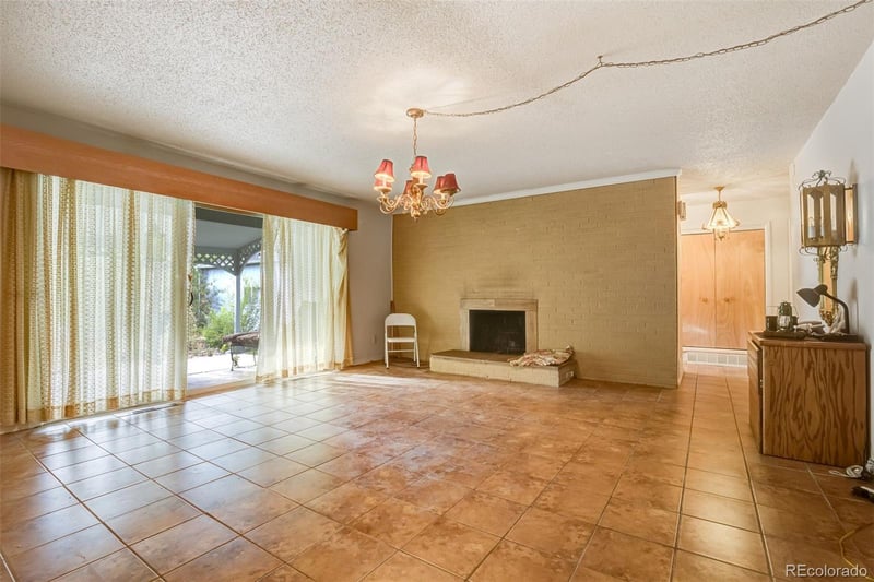 3908 Mariposa St, Colorado Springs, CO 80907