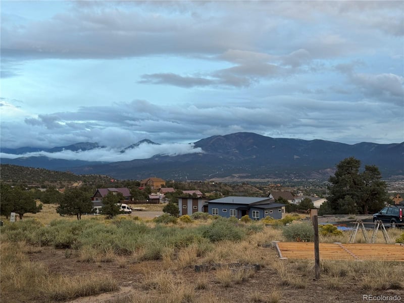 10239 W Cheyenne Cir, Salida, CO 81201