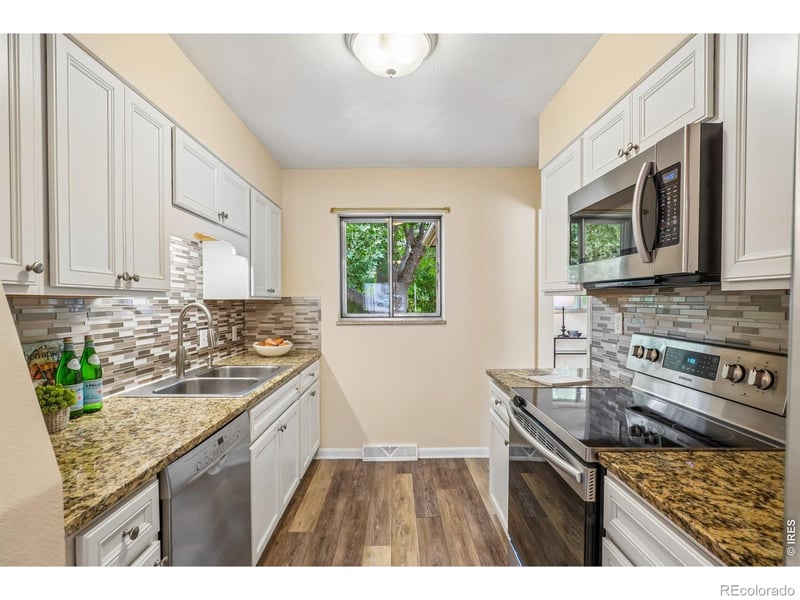 1228 Frontier Dr, Longmont, CO 80501