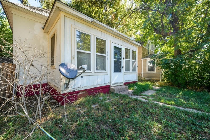 818 W 2nd St, Florence, CO 81226