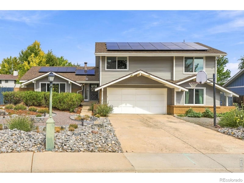673 Crawford Cir, Longmont, CO 80504