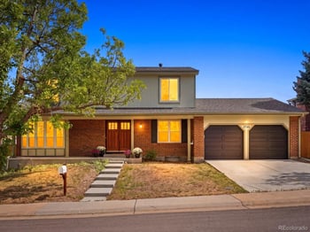 3740 S Walden St, Aurora, CO 80013