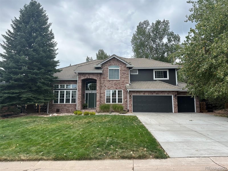 13 White Oak Dr, Littleton, CO 80127