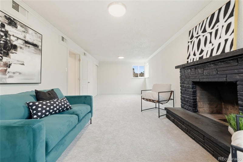 12362 W 69th Pl, Arvada, CO 80004