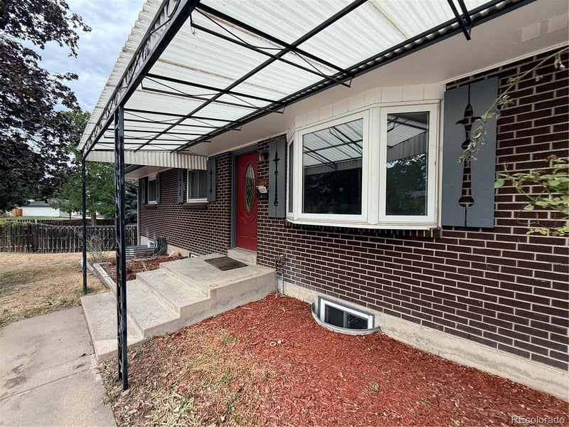 1714 S Urban Way, Lakewood, CO 80228