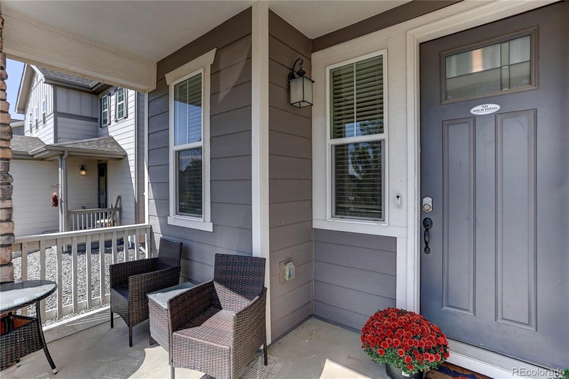 27531 E 7th Dr, Aurora, CO 80018