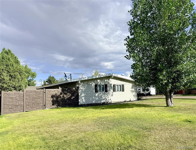 1590 6th St, Limon, CO 80828