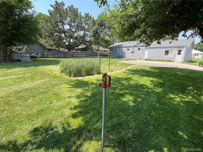 490 Oak St, Burlington, CO 80807