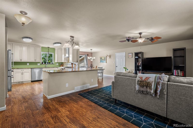 5119 Constitution Ave, Colorado Springs, CO 80915
