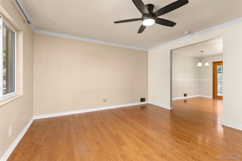 3064 S Zurich Ct, Denver, CO 80236