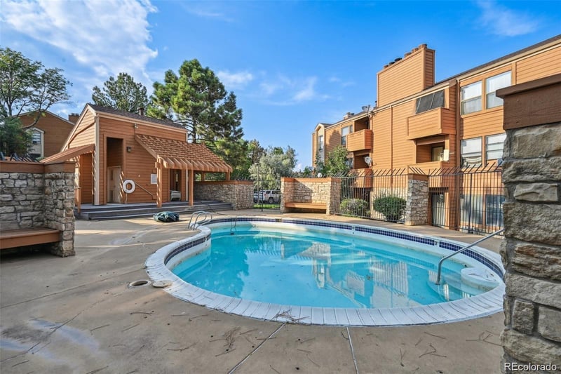 4274 S Salida Way #2, Aurora, CO 80013