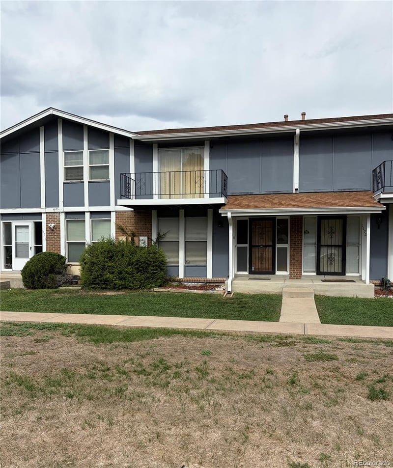 11718 E Canal Dr, Aurora, CO 80011