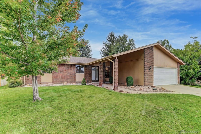 1843 S Pierson Ct, Lakewood, CO 80232