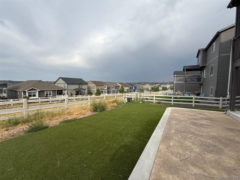 2243 Villageview Ln, Castle Rock, CO 80104