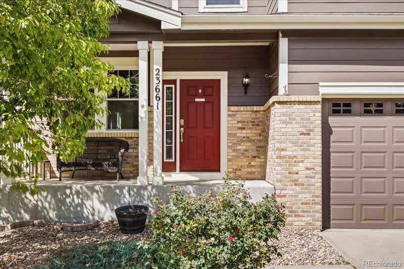 23661 E Alabama Dr, Aurora, CO 80018