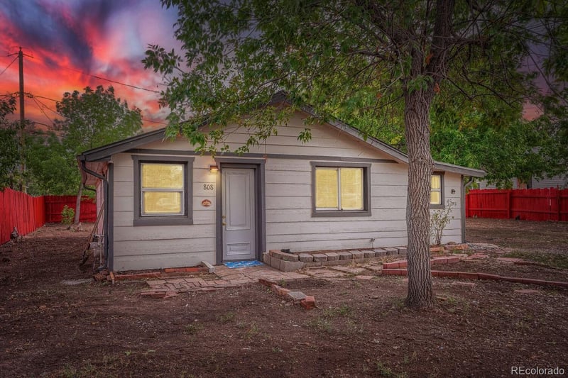 808 S Jay Ct, Denver, CO 80219