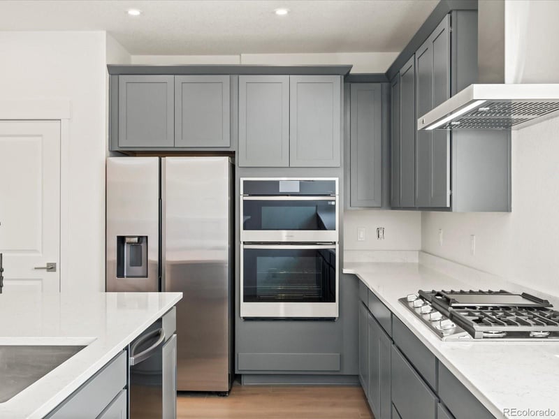 33 Ascent Trl, Englewood, CO 80112