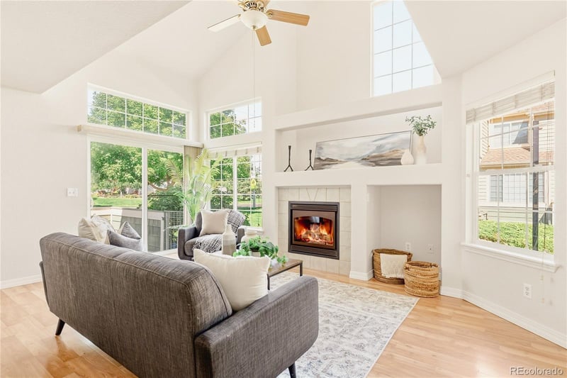 930 Button Rock Dr #B12, Longmont, CO 80504