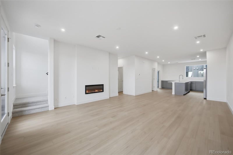29 Ascent Trl, Englewood, CO 80112