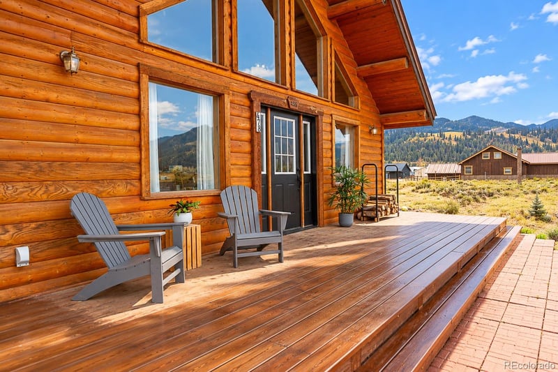 478 Homestake Dr, Creede, CO 81130